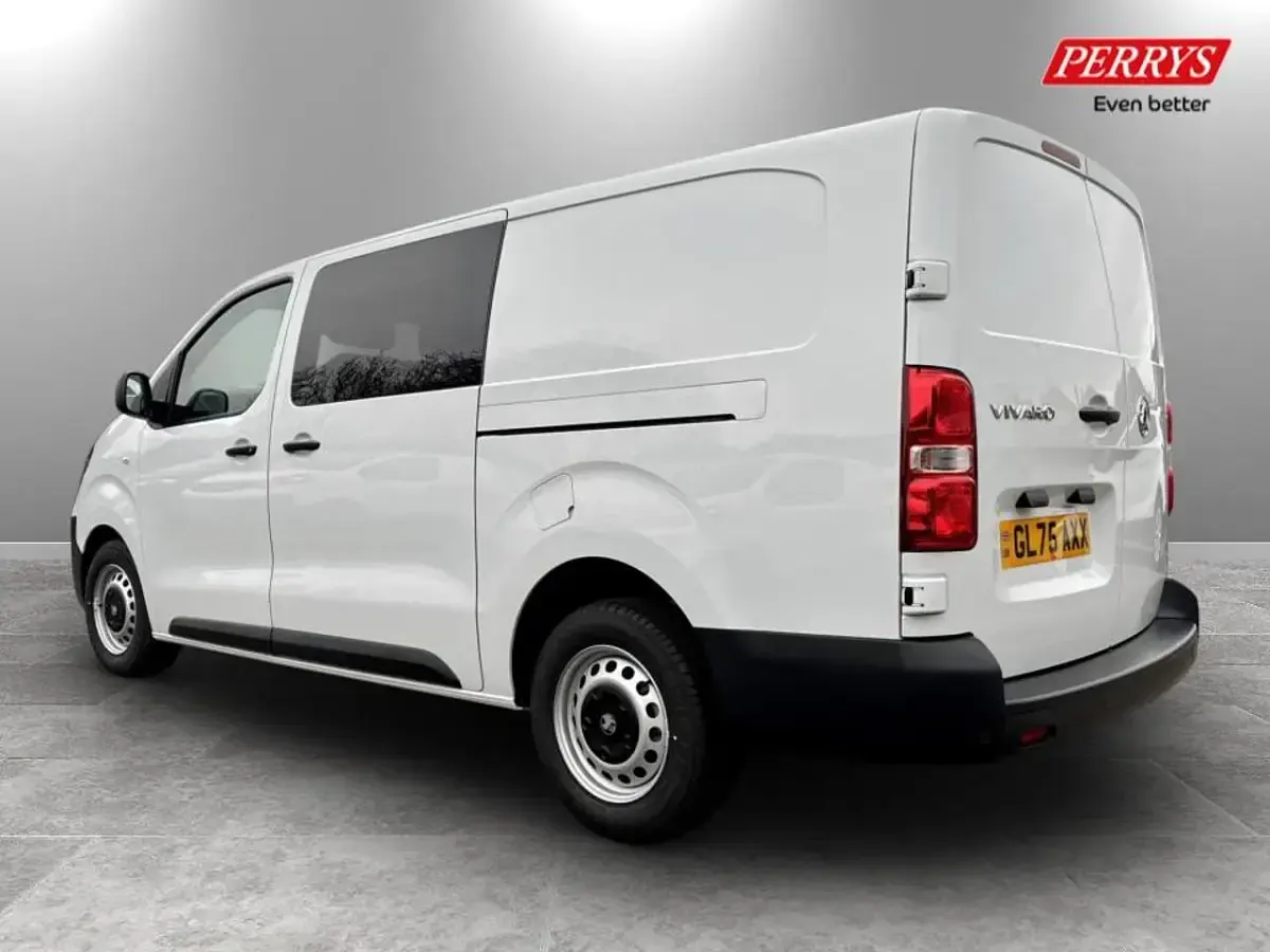 New Vauxhall Vivaro 143 HP (105 kW) 2025 White MPV