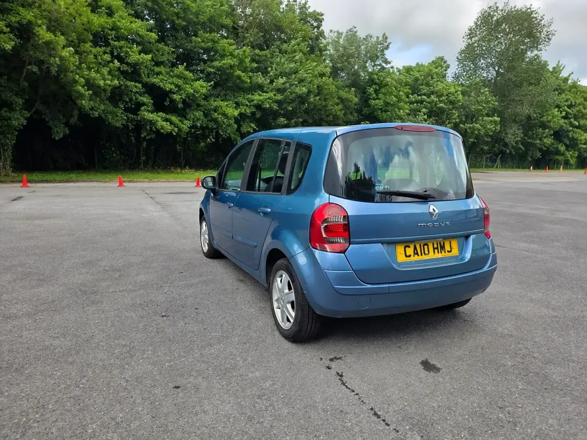 Used Renault Grand Modus Dynamique 2010 Blue MPV