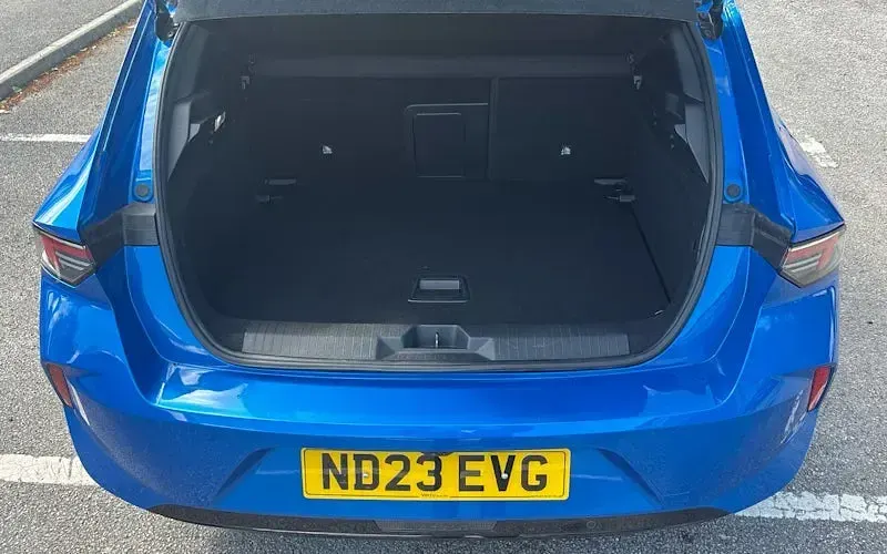 Second-hand Vauxhall Astra 131 CP (96 kW) 2026 Hatchback