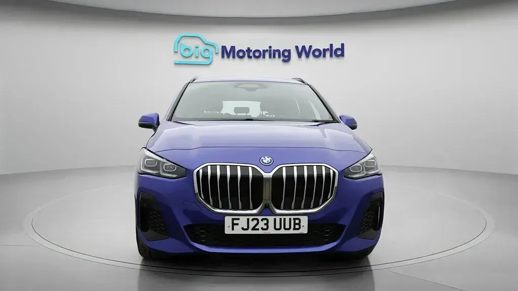Usado BMW 225 M Sport 245 HP (180 kW) 2023 Azul Monovolume