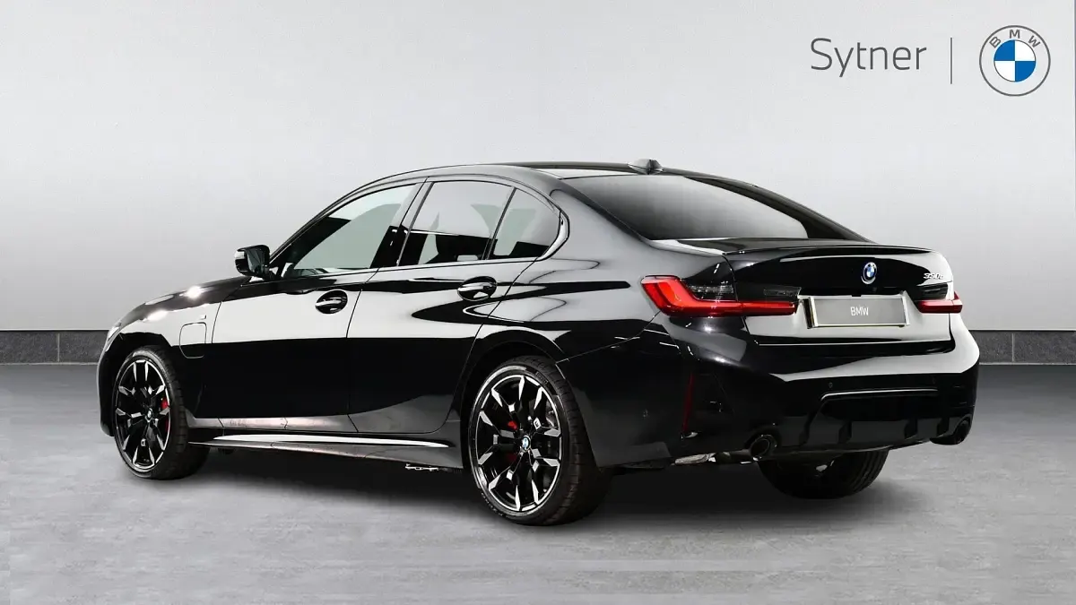 New BMW 330 M Sport 288 HP (211 kW) 2026 Black