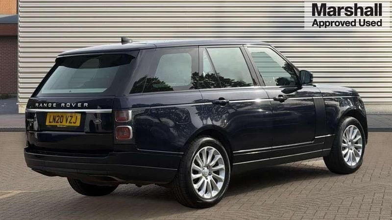 Used Land Rover Range Rover Vogue 404 HP (297 kW) 2020 Metallic  portofino blue SUV