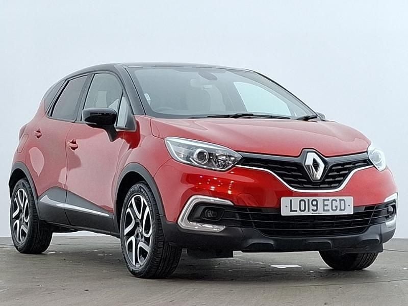 Red Used 2019 Renault Captur Iconic SUV | £12,998 (A bit pricey) - Image 1/4