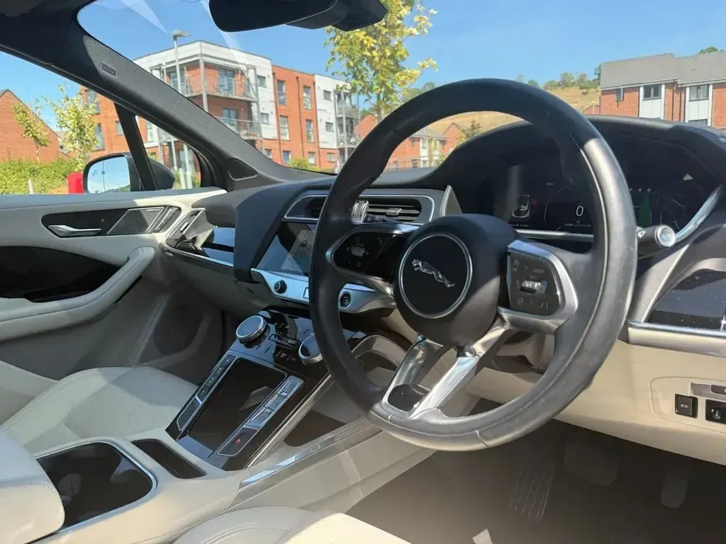 Used Jaguar I-Pace 294 kW (400 HP) 2022 Grey SUV