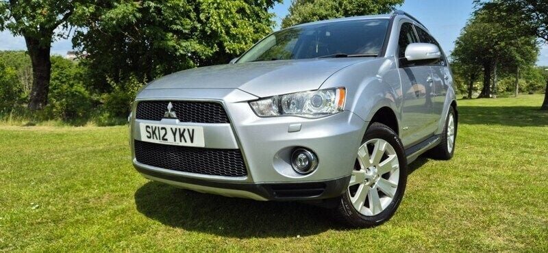 Silver Used 2012 Mitsubishi Outlander SUV | £3,495 (Good price) - Image 1/4