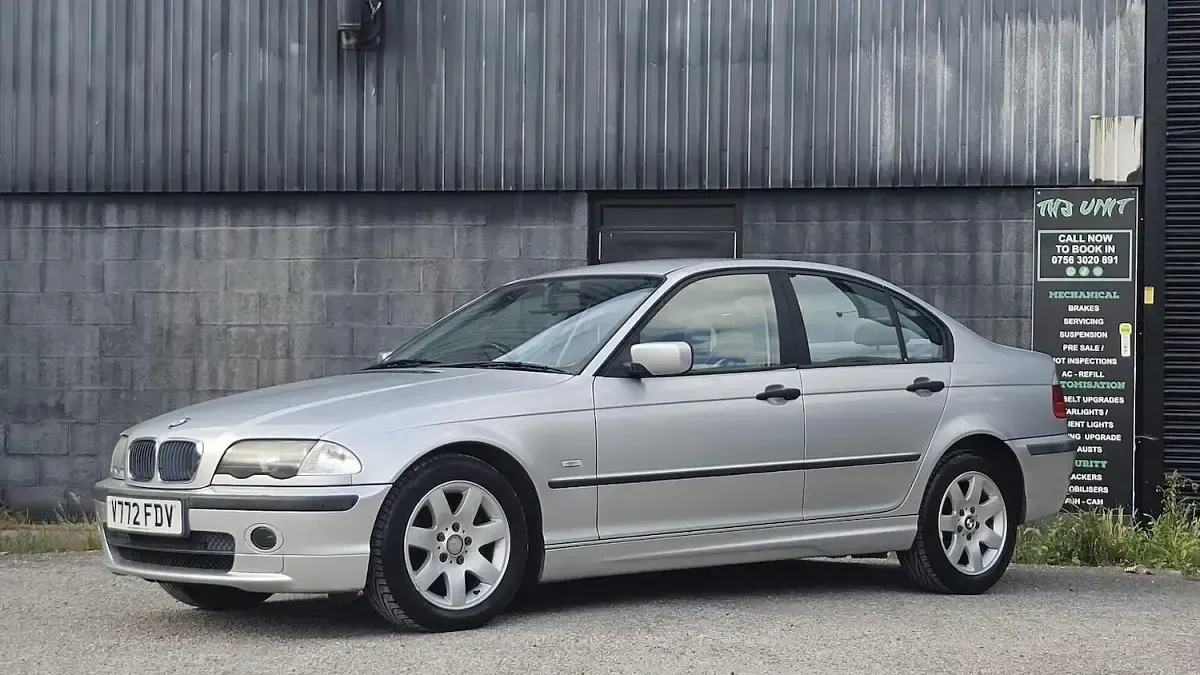 Used BMW 318 Comfort Edition 1999 Silver Sedan