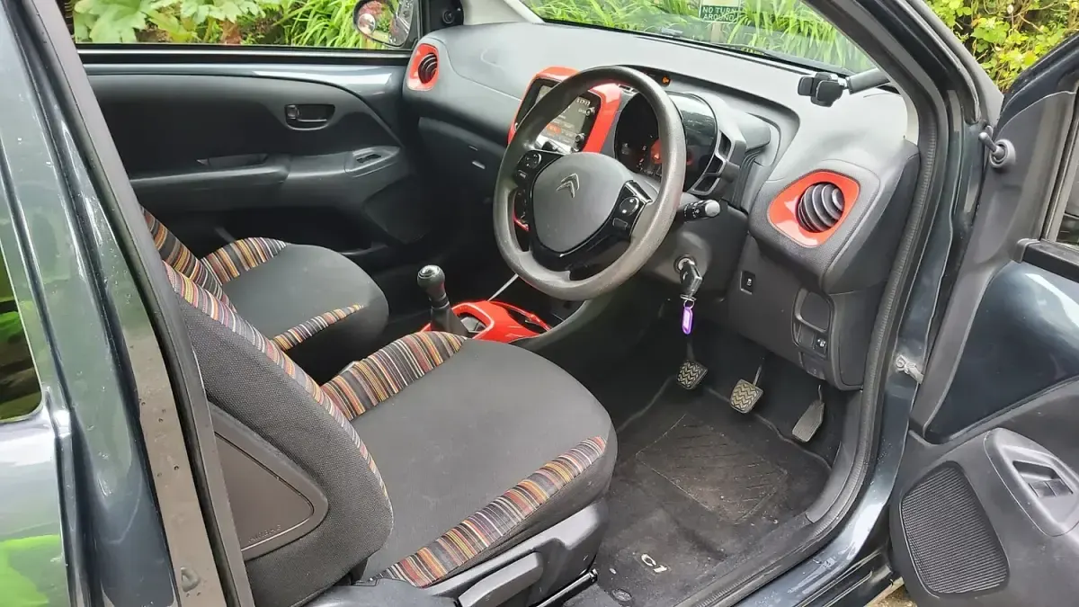 Used Citroën C1 Feel 68 HP (50 kW) 2014 Grey Hatchback