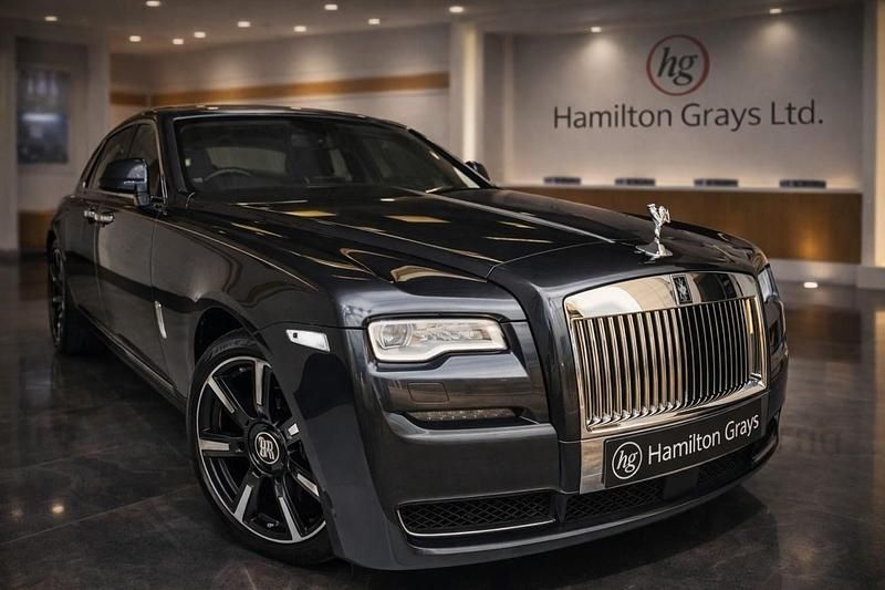 Used Rolls Royce Ghost 563 HP (414 kW) 2015 Grey Sedan