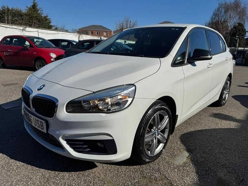 Używany BMW 218 Sport Line 2016 Biały Kombi