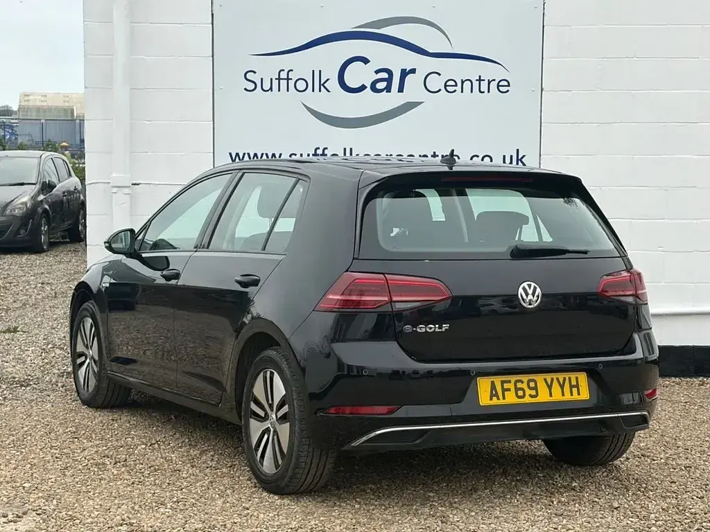 Used VW e-Golf 100 kW (136 HP) 2019 Black Hatchback