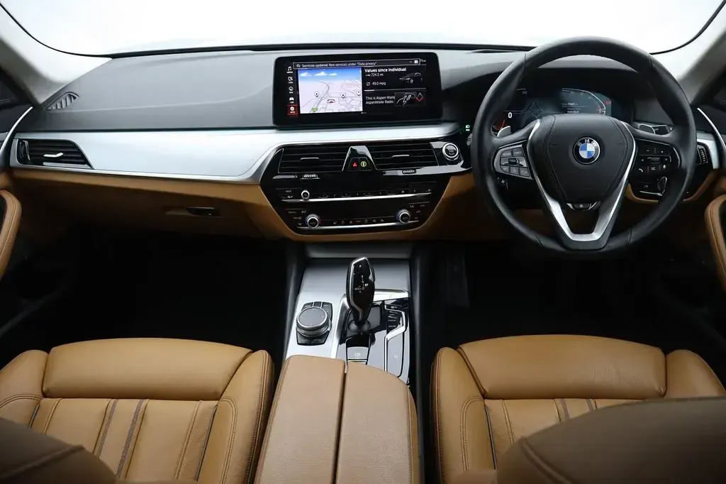 Used BMW 520 Comfort Edition 2020 Black Sedan