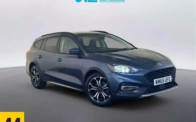 Usado Ford Focus Active X 125 CV (91 kW) 2020 Familiar
