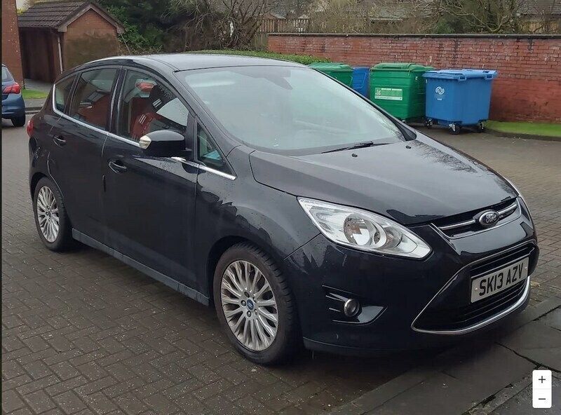 Black Used 2013 Ford C-MAX Titanium MPV | £6,990 (A bit pricey) - Image 1/4