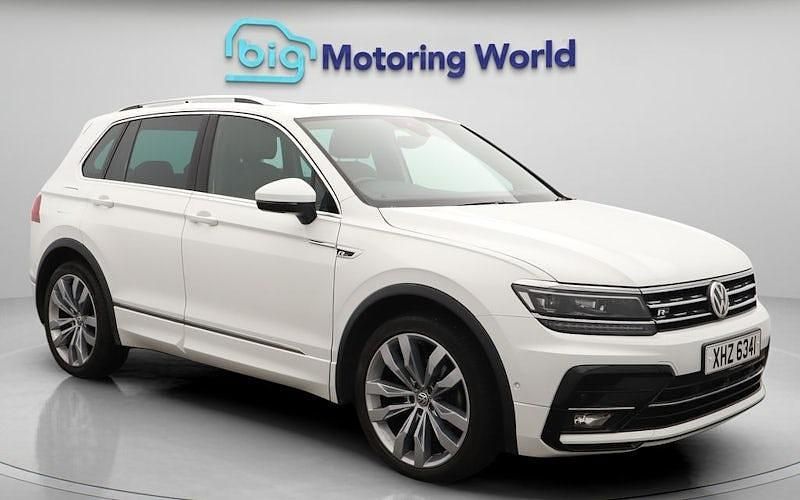 Used 2020 VW Tiguan SEL SUV | £19,400 (A bit pricey) - Image 1/4