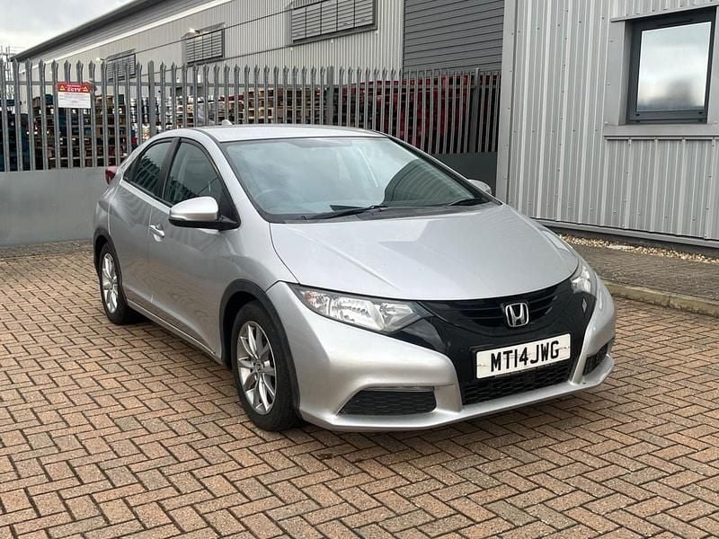 Silver Used 2014 Honda Civic S Hatchback | £7,500 (Good price) - Image 1/4