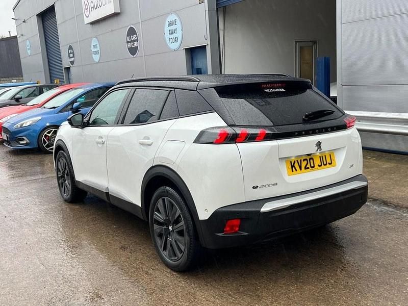 Used Peugeot 2008 GTi 100 kW (136 HP) 2020 White SUV