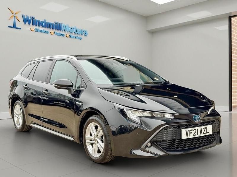 Used Toyota Corolla 122 HP (89 kW) 2021 Black Estate