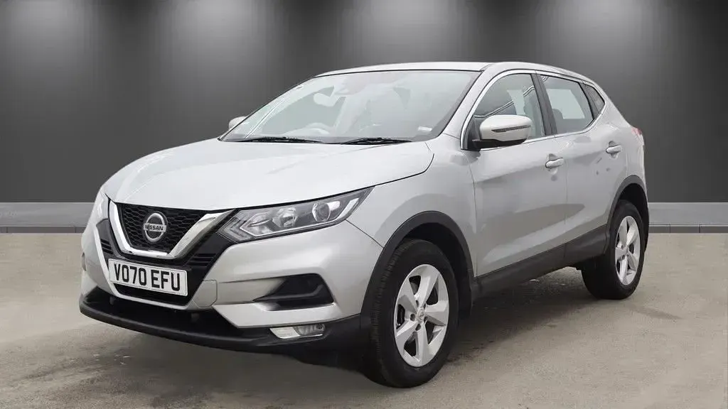 Used Nissan Qashqai Acenta Premium 2021 Silver SUV