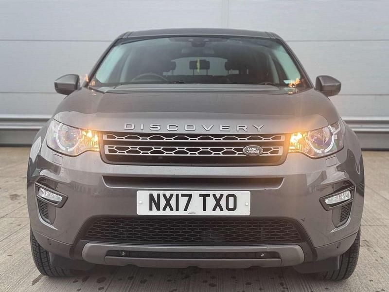 Used Land Rover Discovery Sport SE 180 HP (132 kW) 2017 Grey SUV