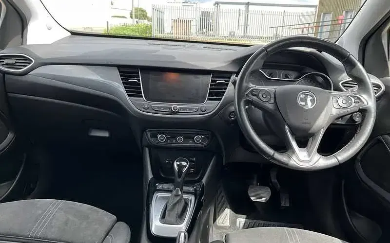 Used Vauxhall Crossland Ultimate 131 HP (96 kW) 2023 Grey SUV