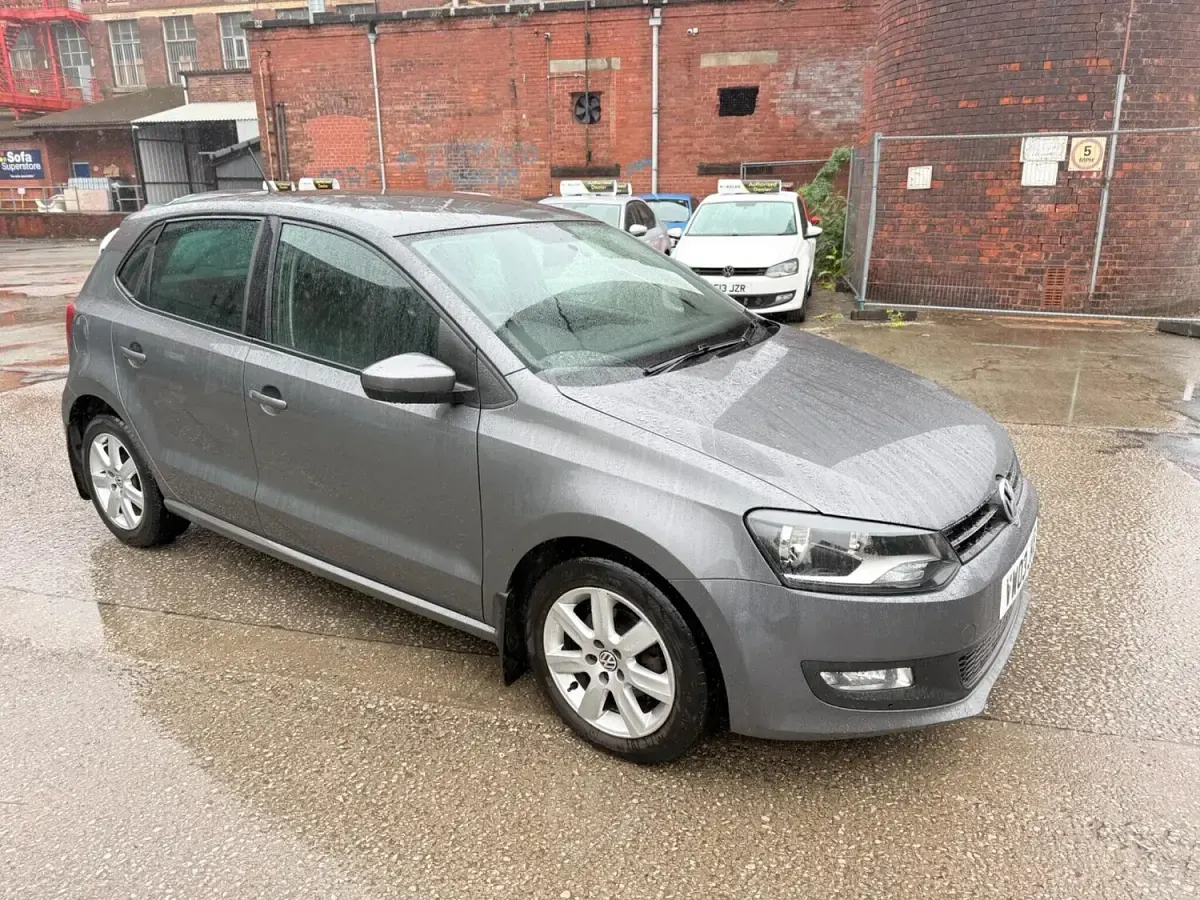 Used VW Polo Match 70 HP (51 kW) 2012 Grey Hatchback