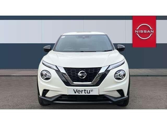 Used Nissan Juke N-Connecta 114 HP (83 kW) 2022 White SUV