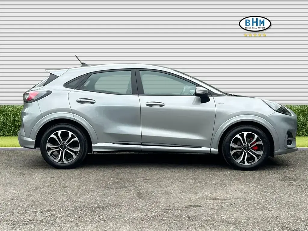 Used Ford Puma ST-Line 125 HP (91 kW) 2022 Brilliant silver SUV
