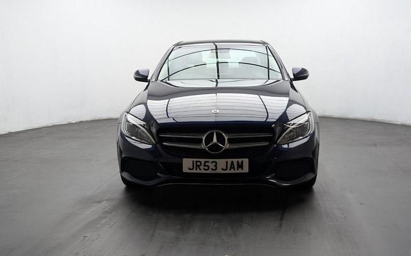 Used Mercedes C220 Premium Plus 170 HP (125 kW) 2018 Blue Sedan