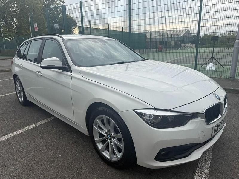 White Used 2016 BMW 320 Comfort Edition Estate | £9,995 (Good price) - Image 1/4