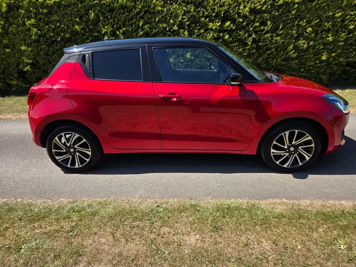 Used Suzuki Swift SZ5 83 HP (61 kW) 2024 Red Hatchback