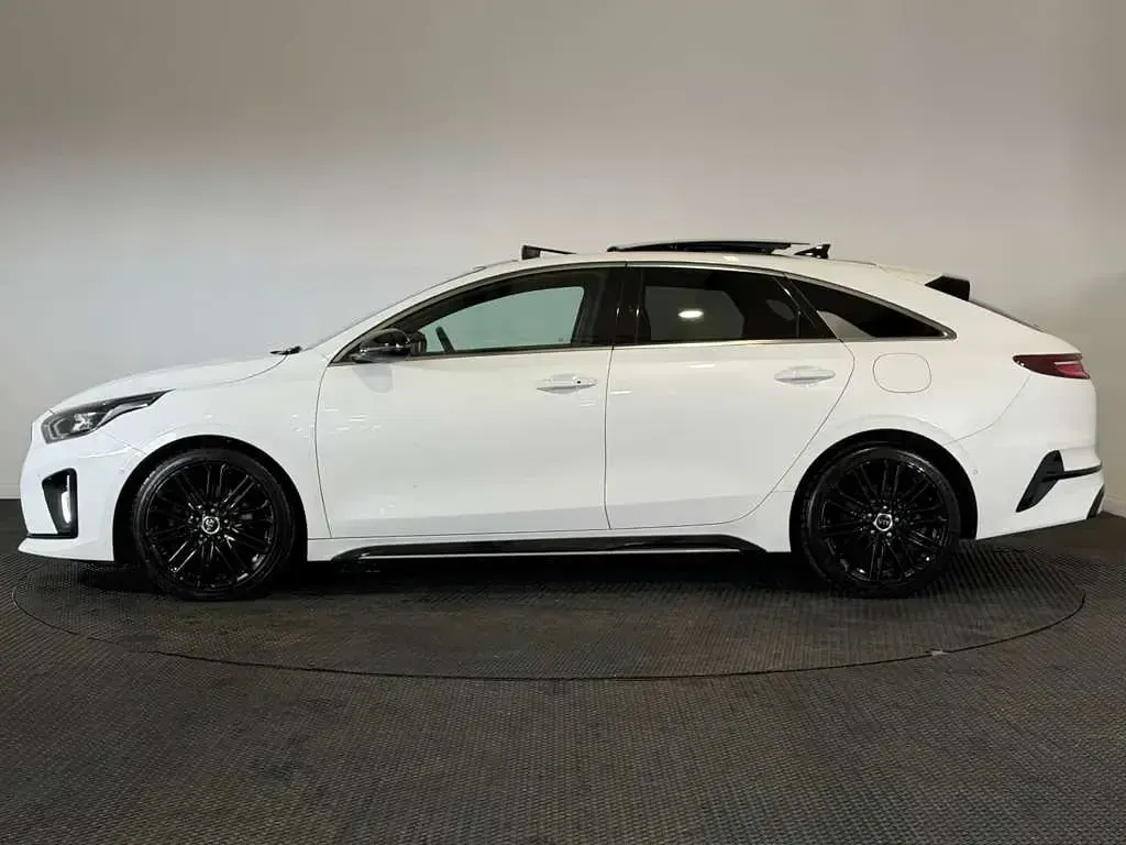 Used Kia ProCeed GT-Line S 2021 White Estate