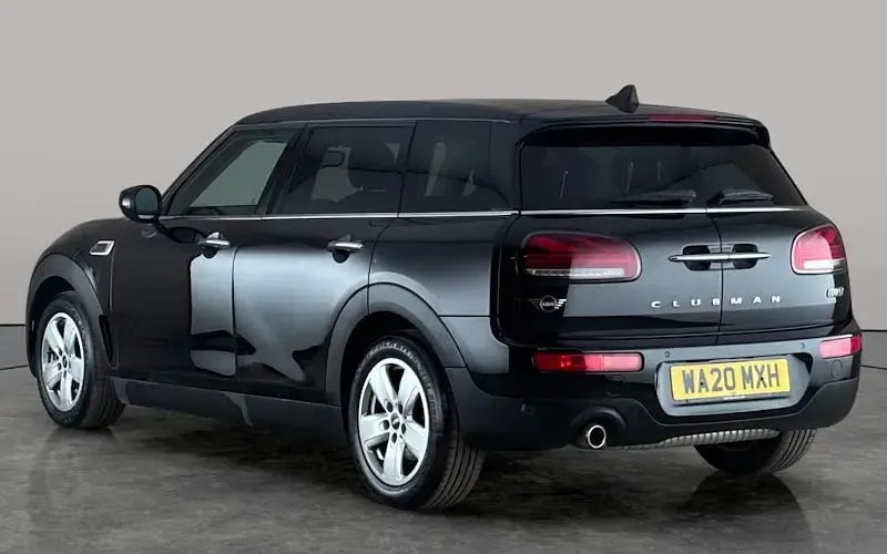 Used Mini Cooper Clubman Classic 136 HP (100 kW) 2020 Black Estate