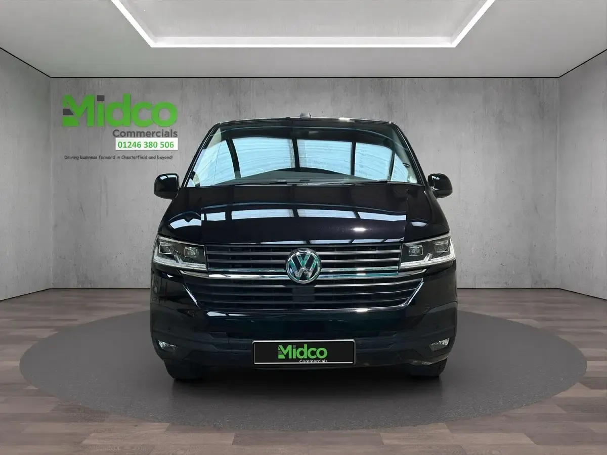 Used VW Transporter Highline 150 HP (110 kW) 2023 Black Van