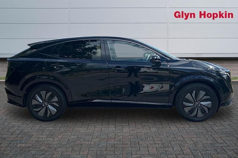 New Nissan Ariya Evolve 225 kW (306 HP) 2025 Black SUV