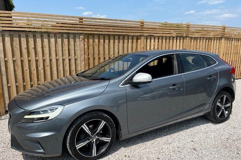 Grey Used 2016 Volvo V40 R-Design Estate | £7,500 (Fair price) - Image 1/1