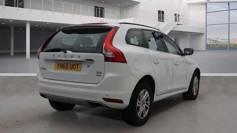 Used Volvo XC60 SE 190 HP (139 kW) 2015 White SUV