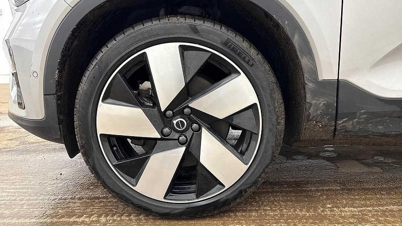 Used Volvo C40 Ultimate 169 kW (231 HP) 2022 Silver SUV