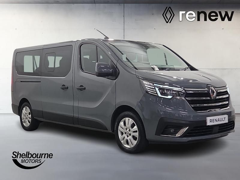 Used Renault Trafic 170 HP (125 kW) 2024 Solid  urban grey  MPV