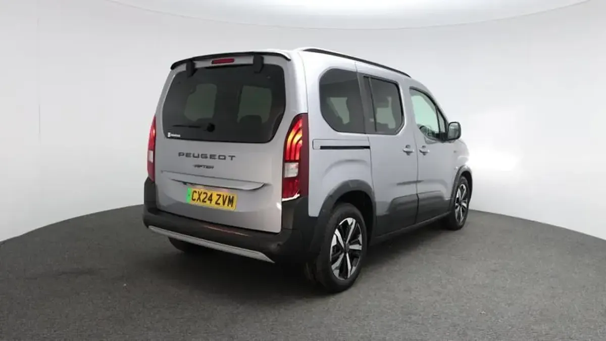 Used Peugeot e-Rifter GT 98 kW (134 HP) 2024 Grey MPV