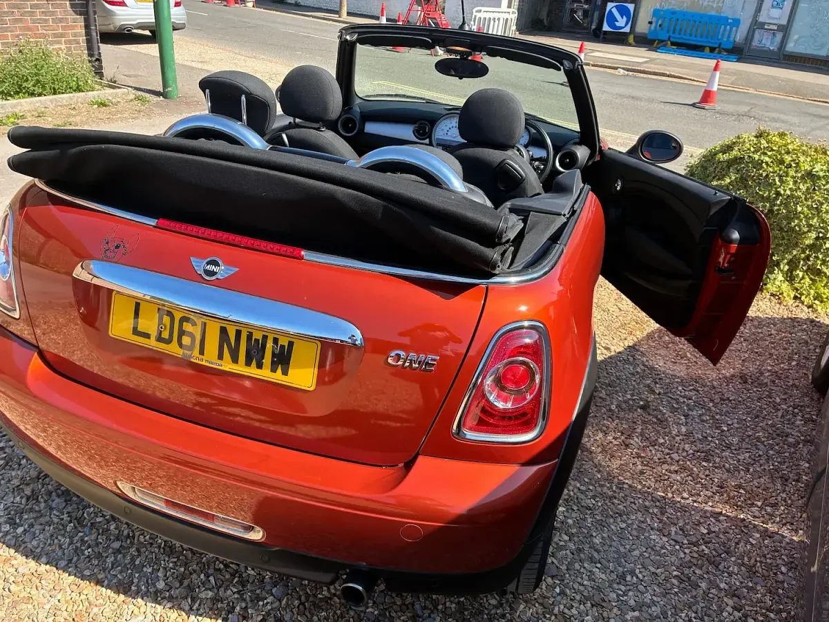 Used Mini ONE 98 HP (72 kW) 2011 Orange Hatchback
