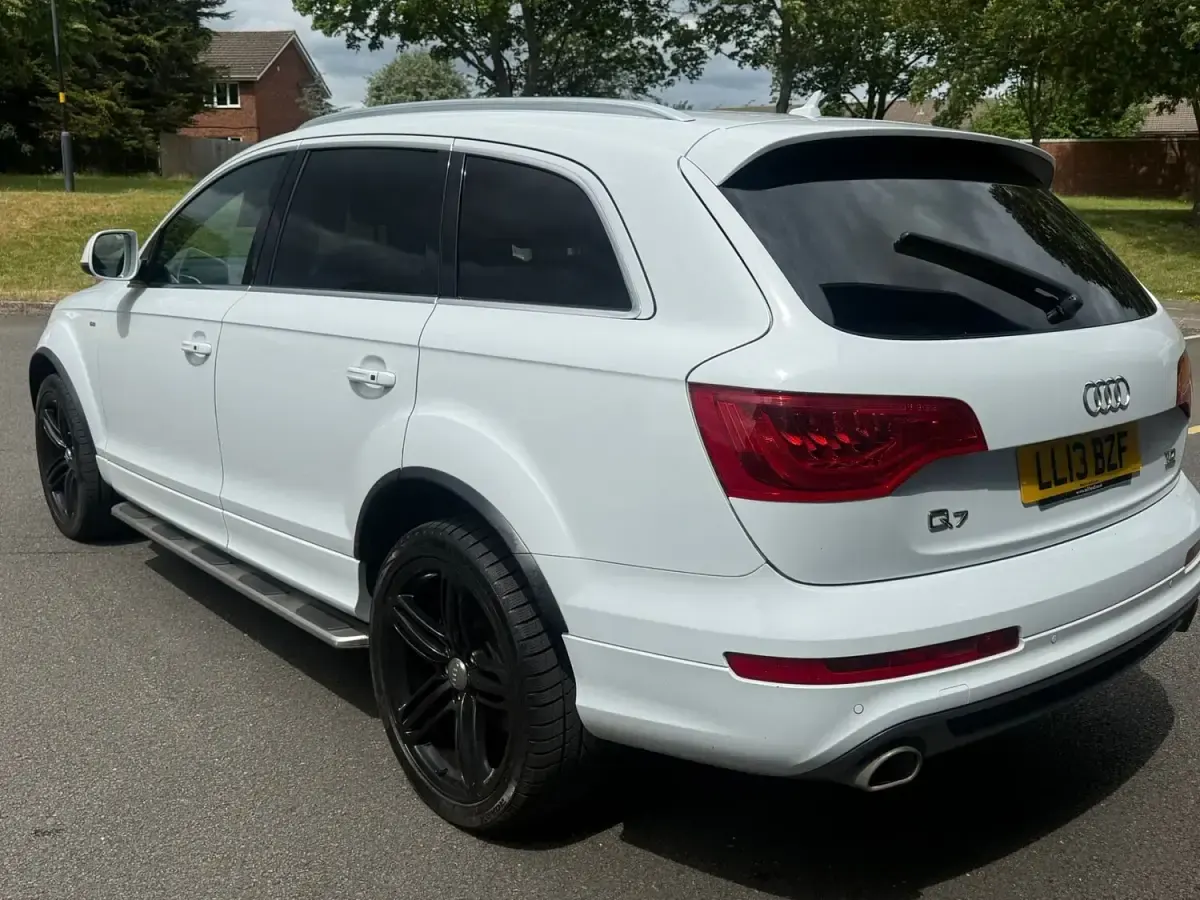 Used Audi Q7 S-line plus 2013 White SUV
