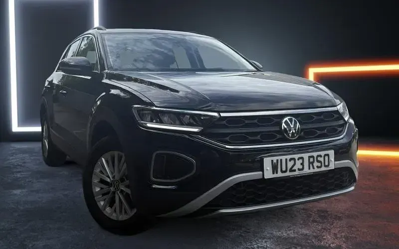 Used VW T-Roc Life 150 HP (110 kW) 2024 SUV