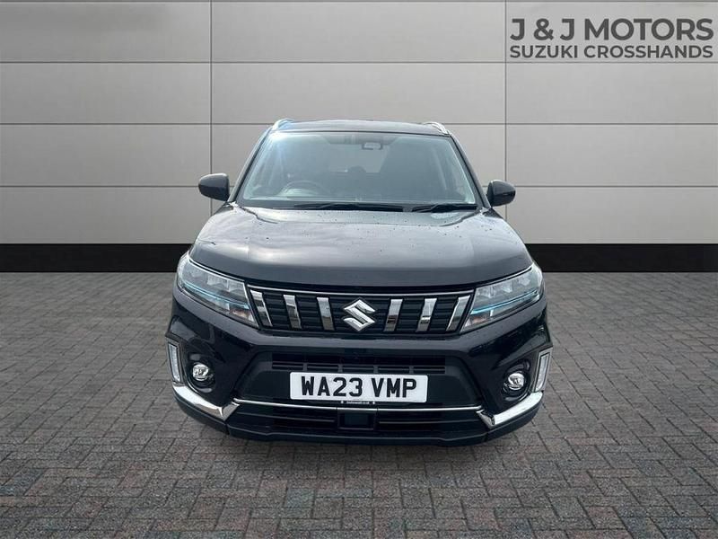 Gebraucht Suzuki Vitara SZ-T 116 PS (85 kW) 2023 Schwarz SUV