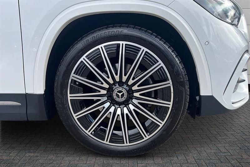 Used Mercedes GLA200 AMG Line Premium Plus 150 HP (110 kW) 2024 White SUV