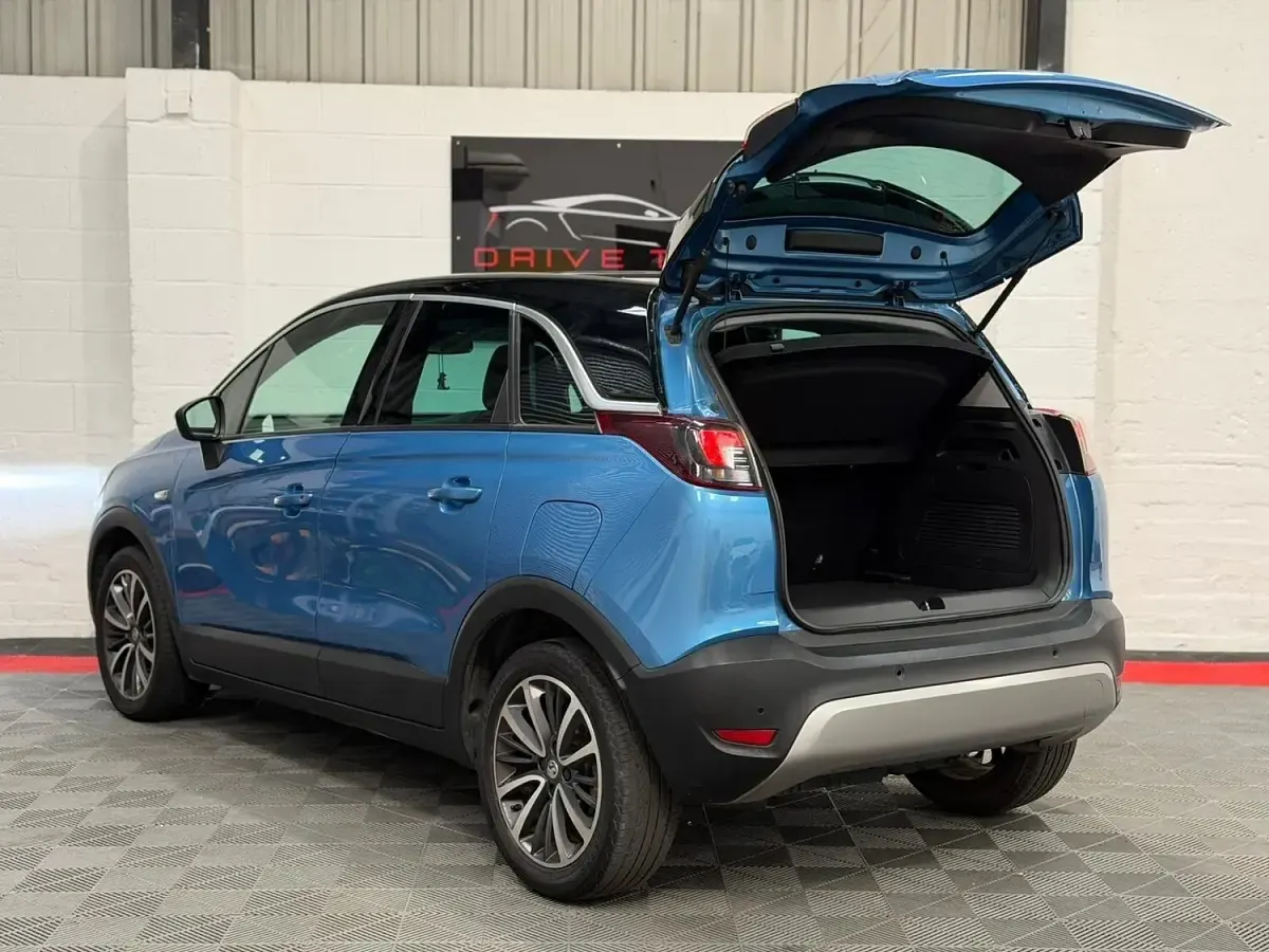 Used Vauxhall Crossland X Elite 2019 Blue SUV
