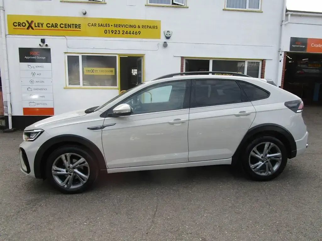 Used VW Taigo R-line 110 HP (80 kW) 2023 Grey SUV