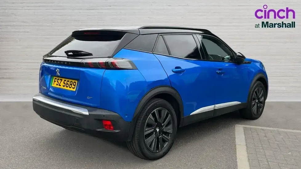 Used Peugeot e-2008 Premium 100 kW (136 HP) 2021 Blue SUV