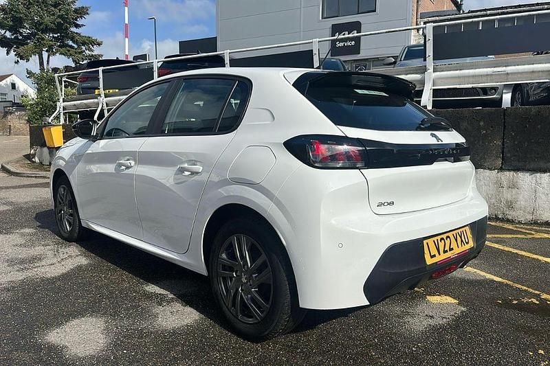 White Used 2022 Peugeot 208 Active Premium Hatchback | £13,065 (Fair price) - Image 1/3