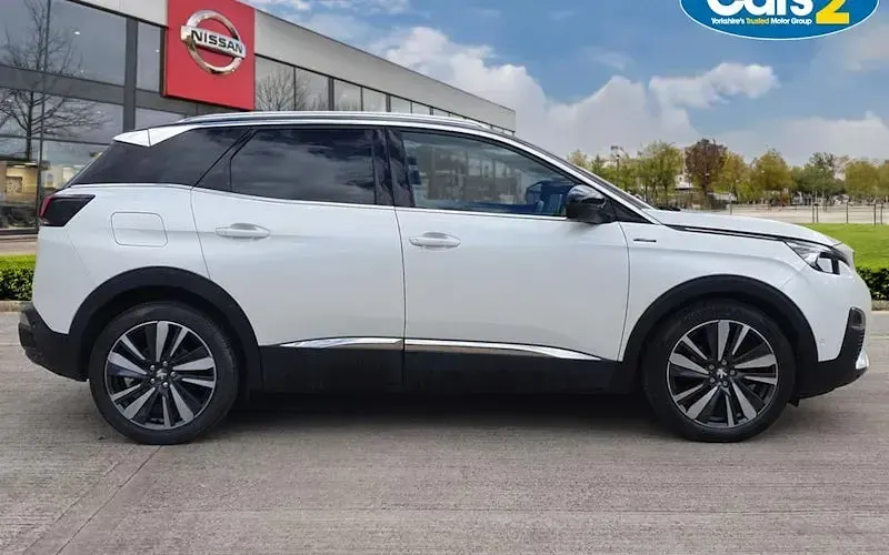 Second-hand Peugeot 3008 GT-line 131 CP (96 kW) 2019 Alb SUV