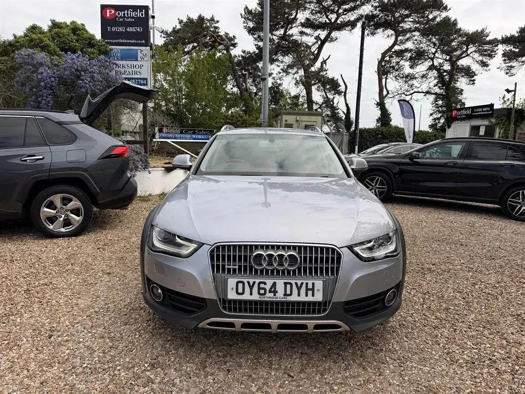 Used Audi A4 Allroad Design 2014 Silver Estate